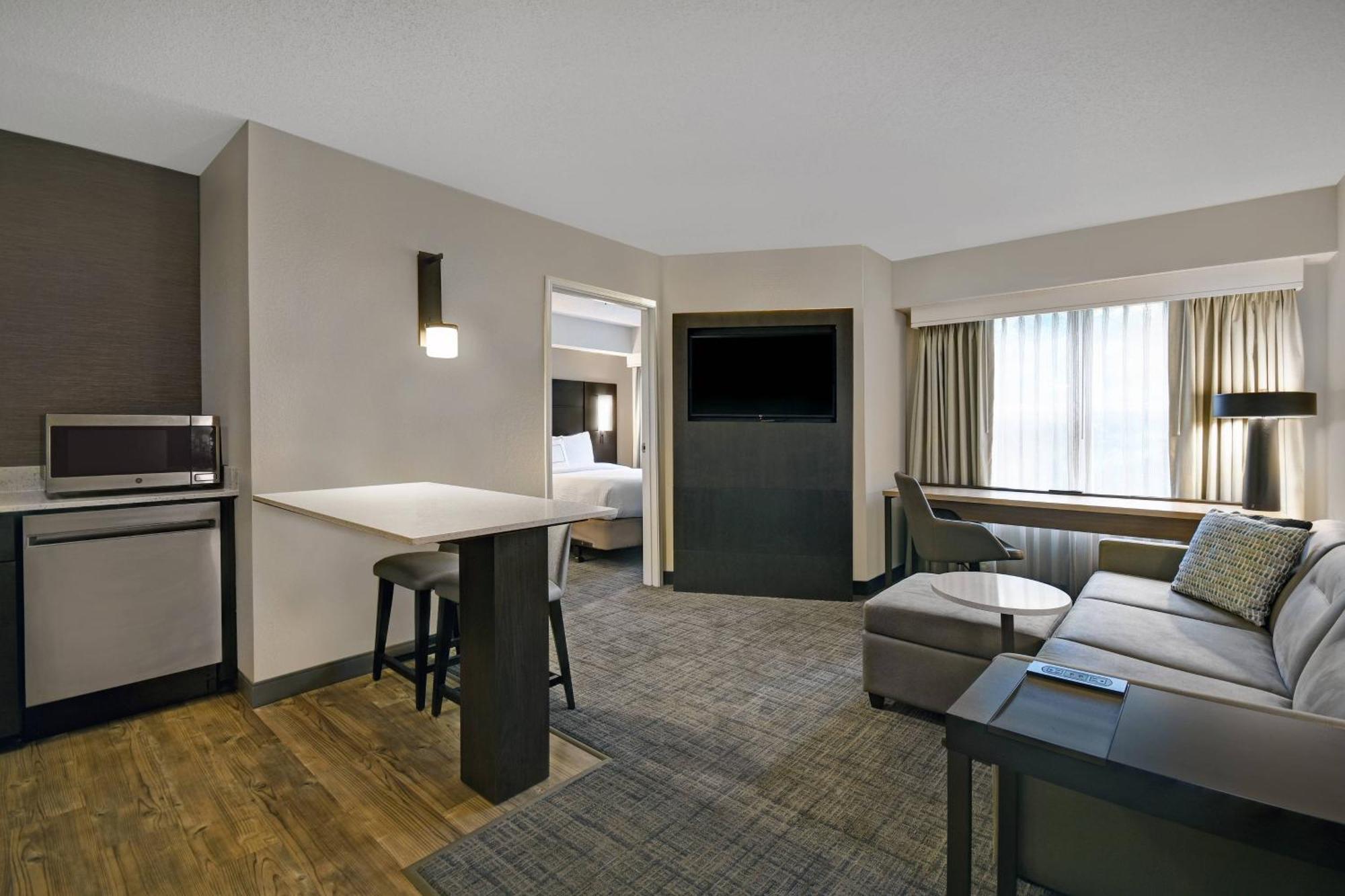 Hotel Airport 3*
