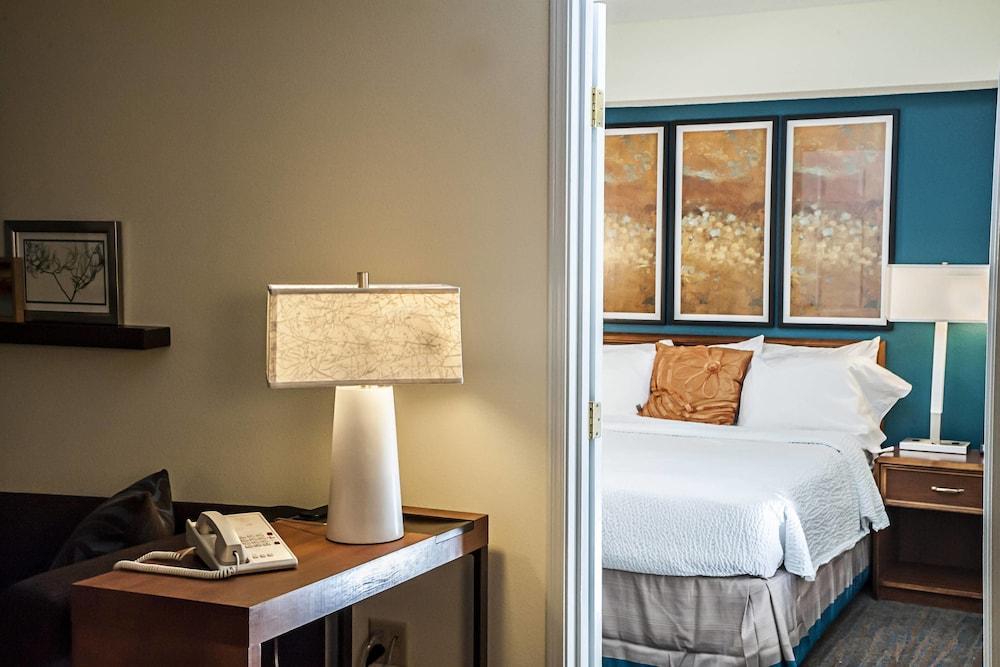 Hotel Airport Louisville